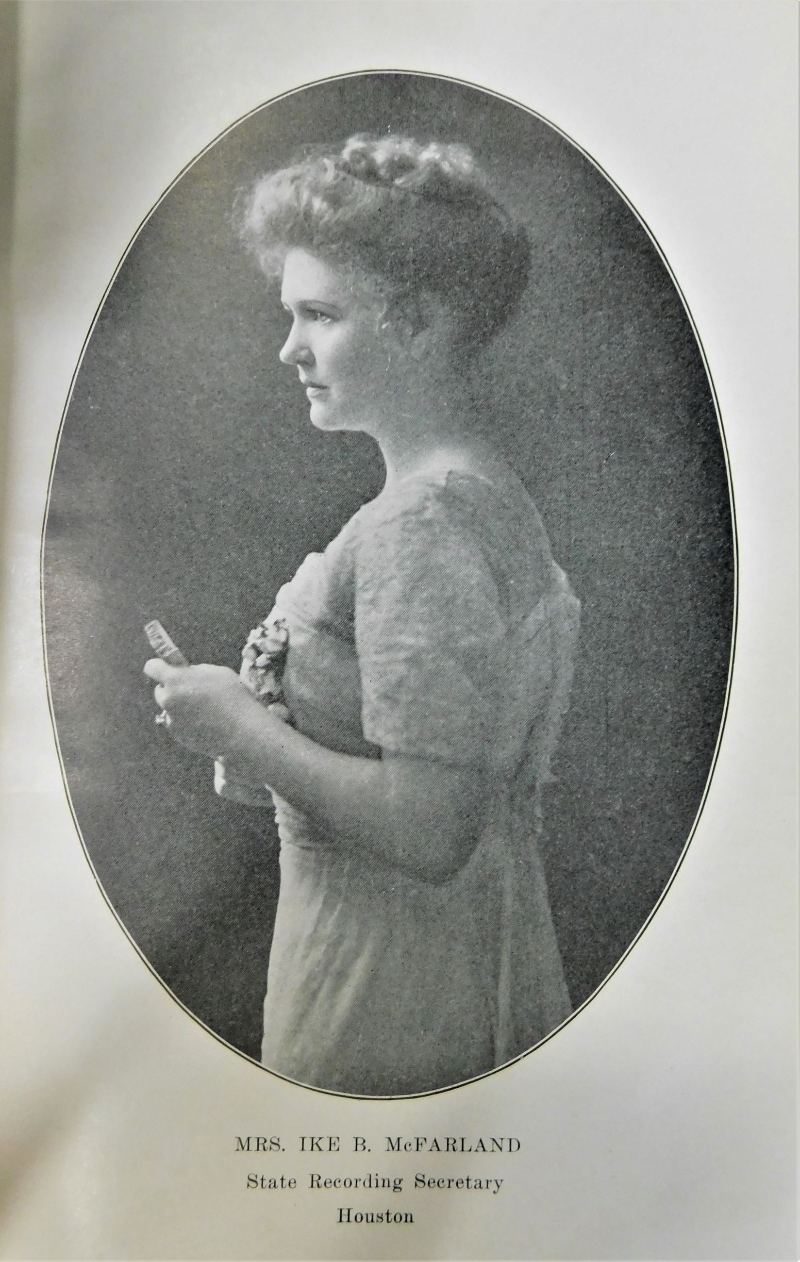 1918 Mae Wynne McFarland